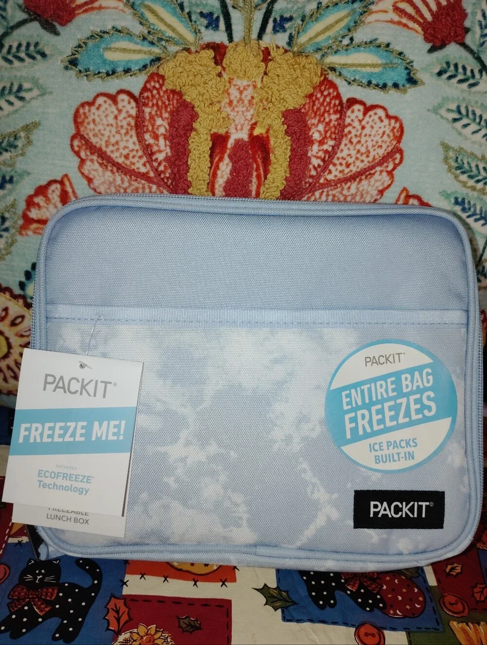 Packit Freezable Lunch Bag Entire Bag Freezes Built In Ice Pack Zippers Closed